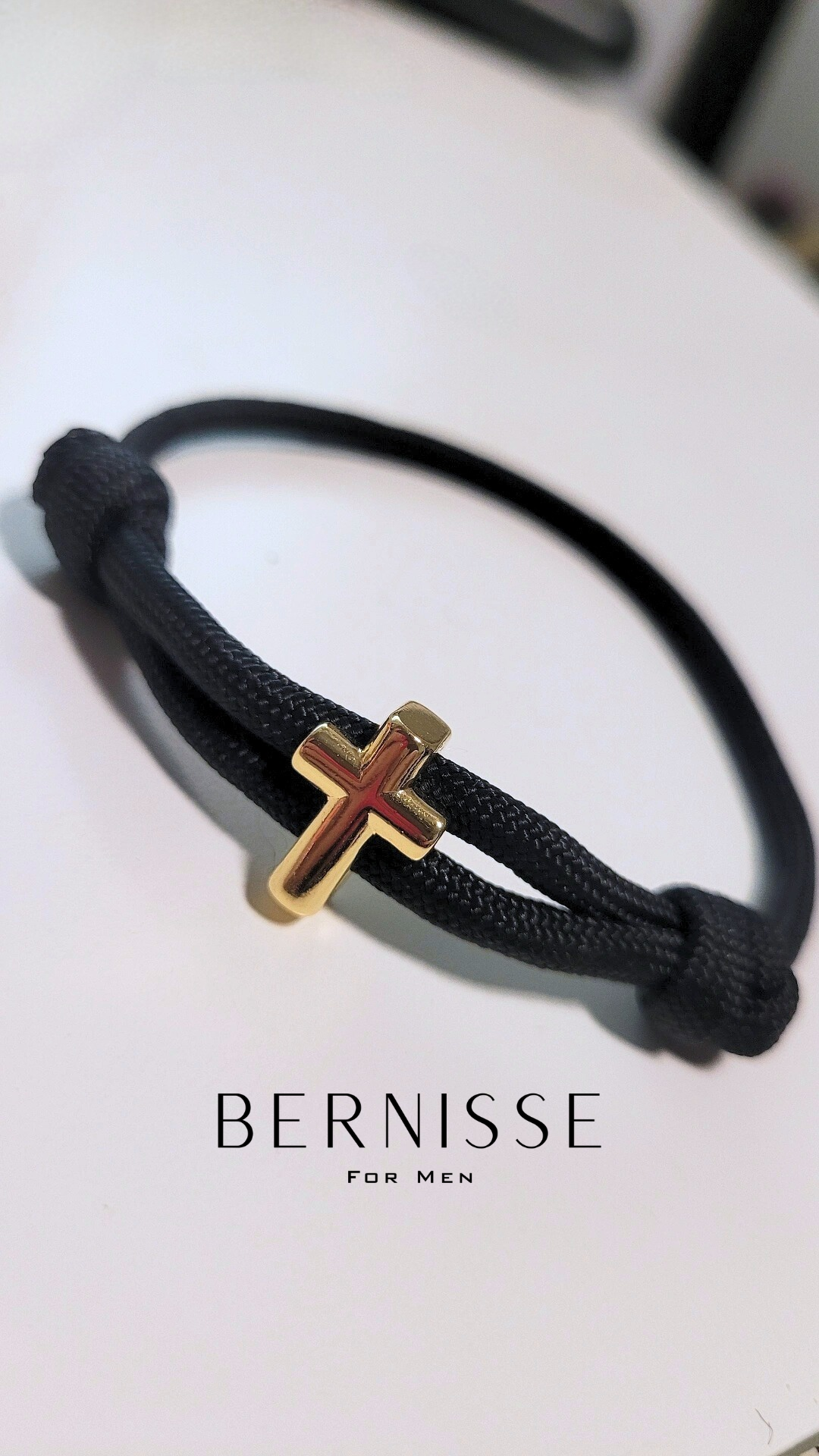 Cross bracelet