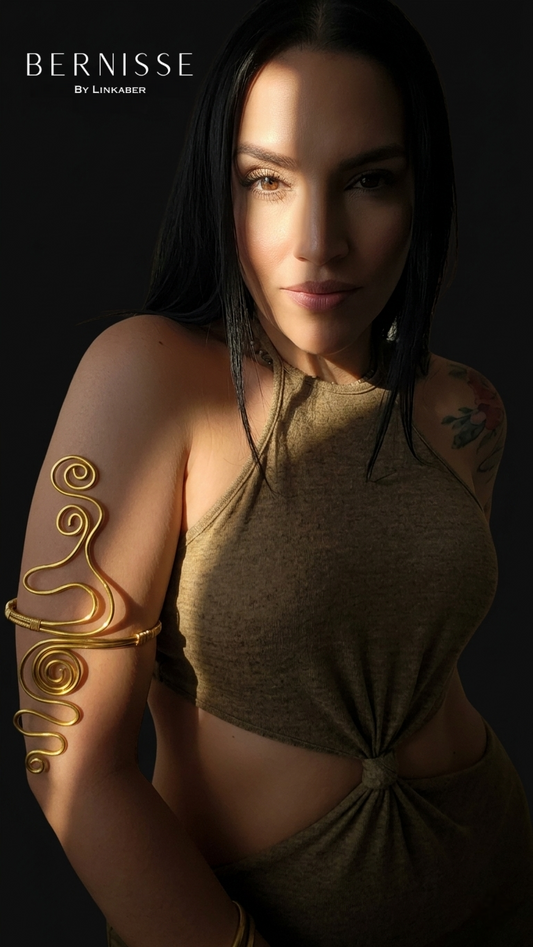 Waves arm cuff