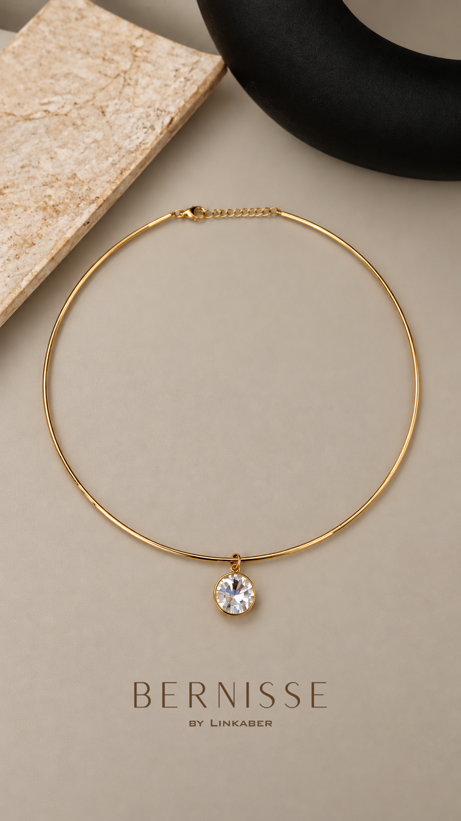 Lana choker
