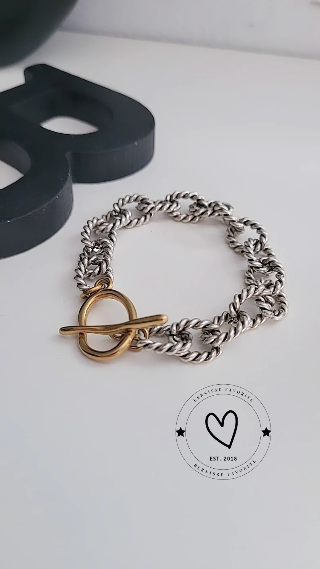 Spiro bracelet