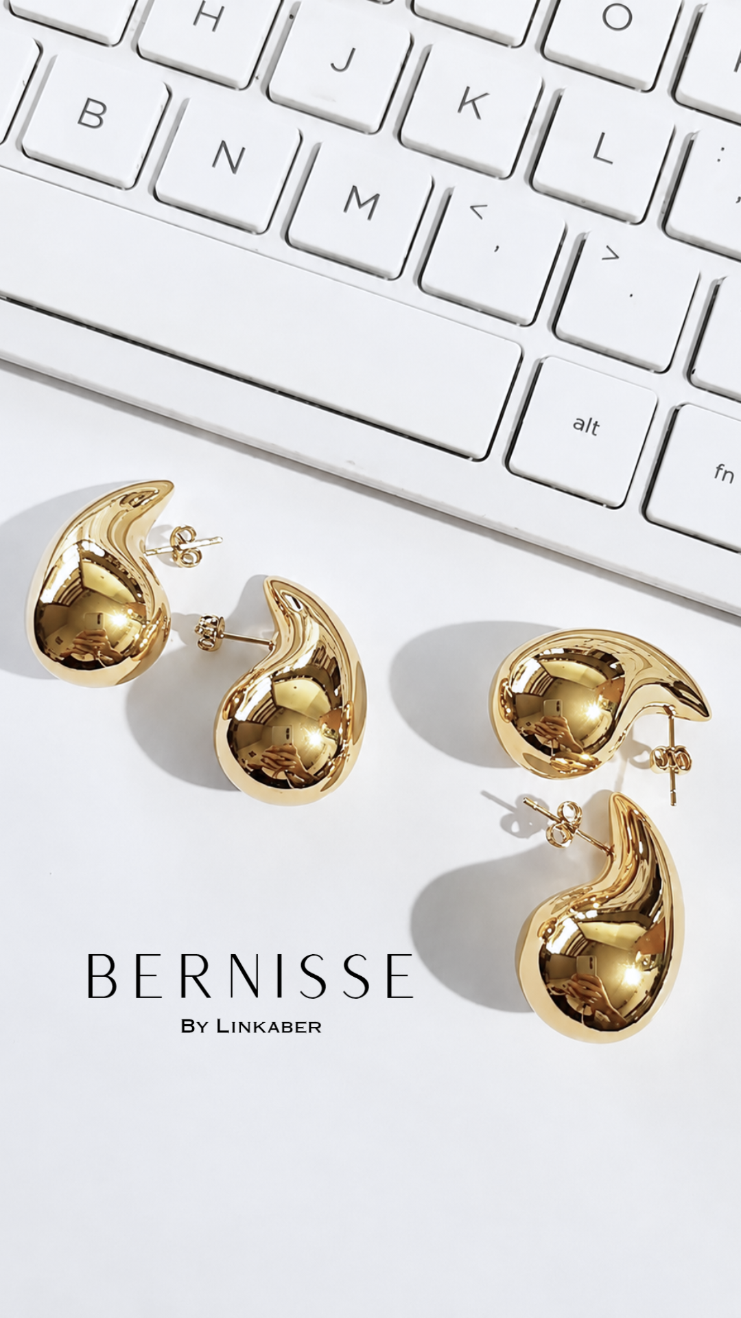 Teardrop earrings